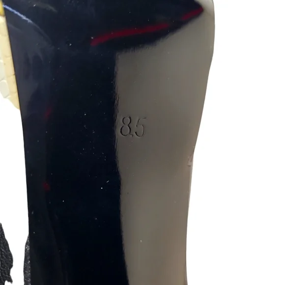 AKIRA Azalea Wang Thinking Out Loud Chunky Heel Bootie Black Size 8.5 New - Picture 8 of 9